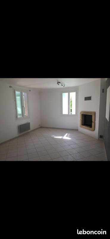 Maison à louer, 75m², Puymirol