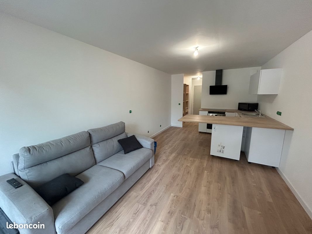 Appartement à louer, 26m², Nîmes