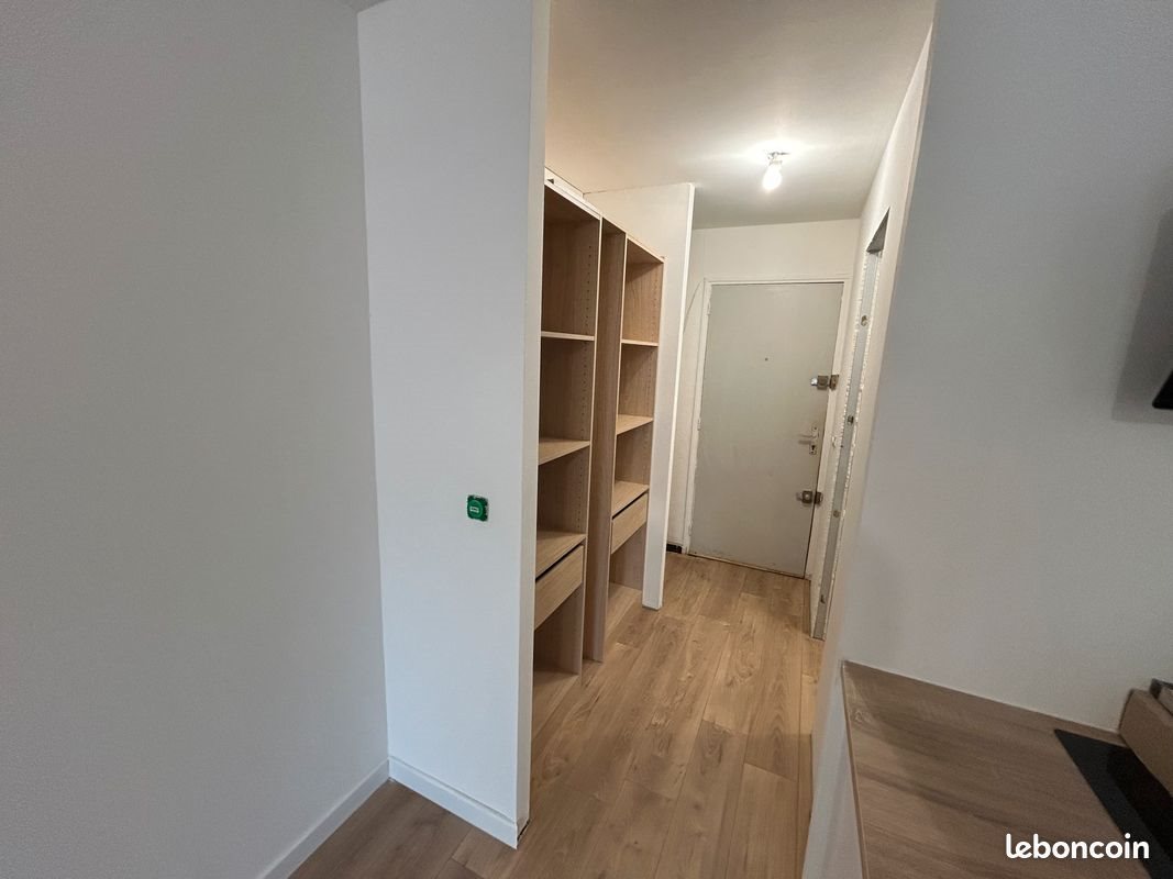 Appartement à louer, 26m², Nîmes
