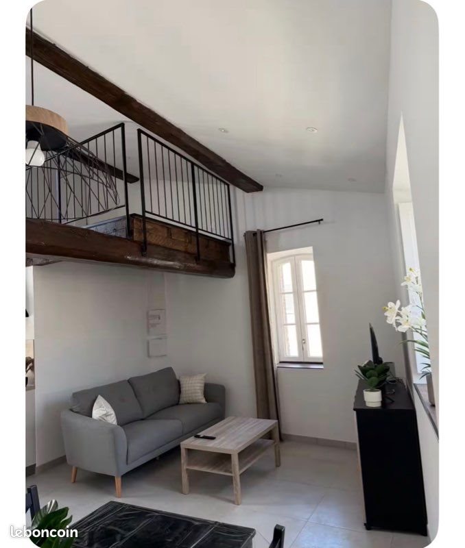 Appartement à louer, 70m², Arles