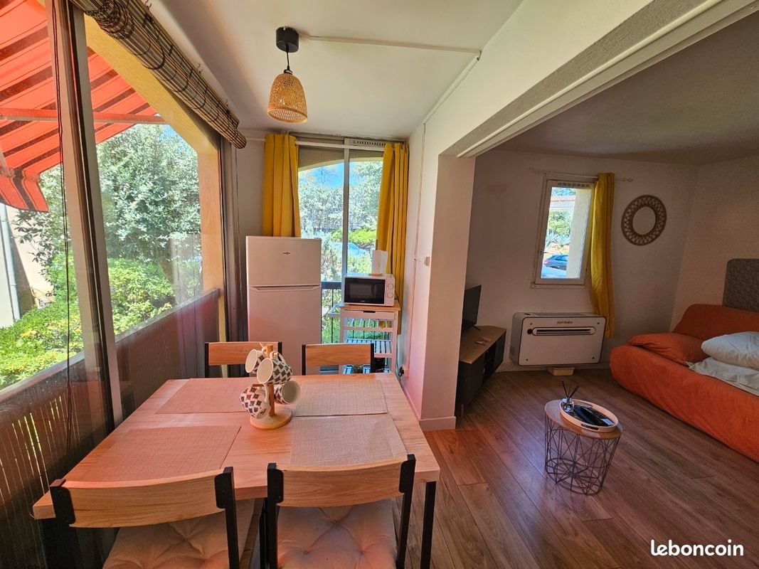 Appartement à louer, 25m², Saint-Raphaël