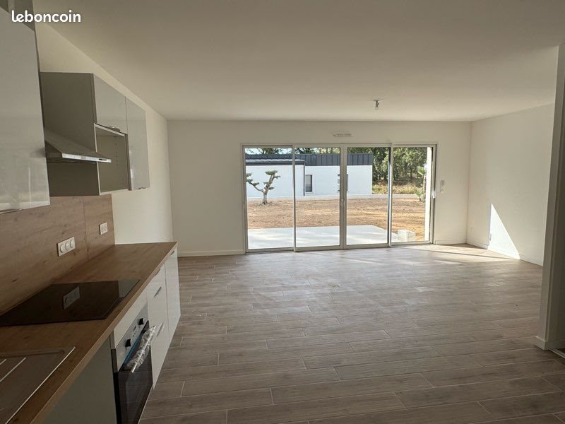 Maison à vendre, 81m², Bains-sur-Oust