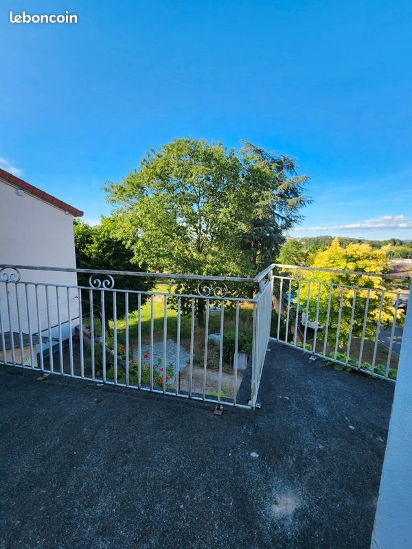 Appartement à louer, 90m², Saint-Symphorien-de-Lay