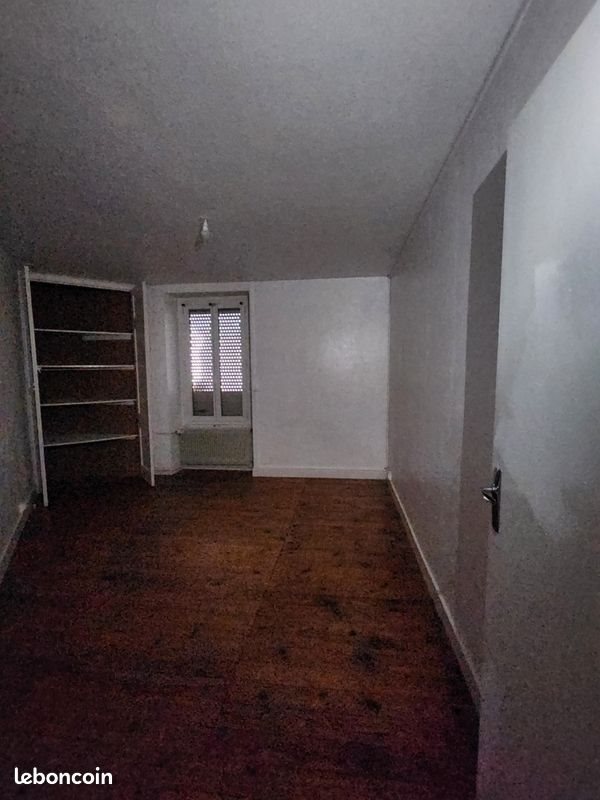 Appartement à louer, 90m², Saint-Symphorien-de-Lay