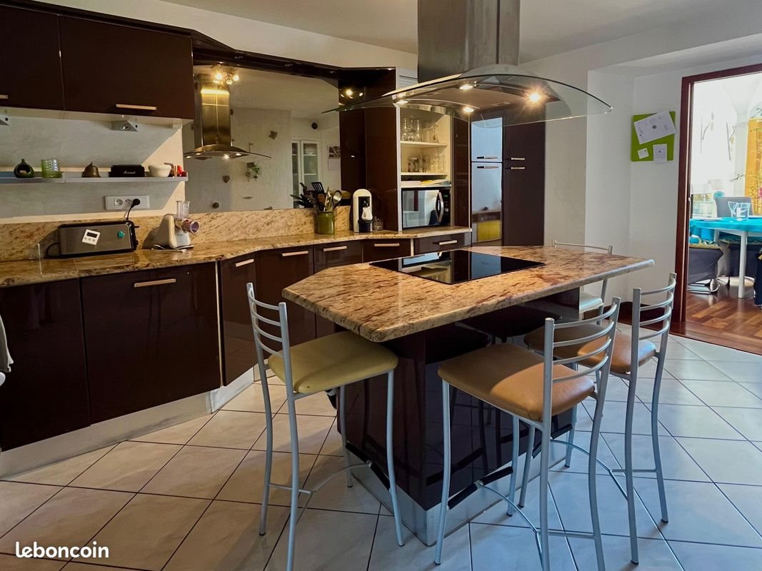 Maison à vendre, 233m², Château-Gontier