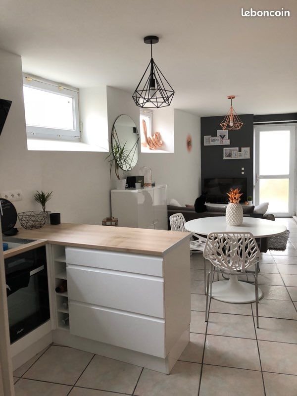 Maison à louer, 55m², Feneu