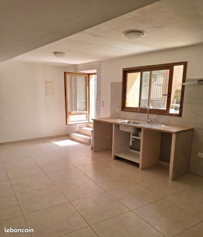 Appartement à louer, 95m², Tavel