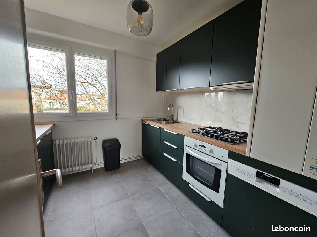 Appartement à louer, 75m², Niort