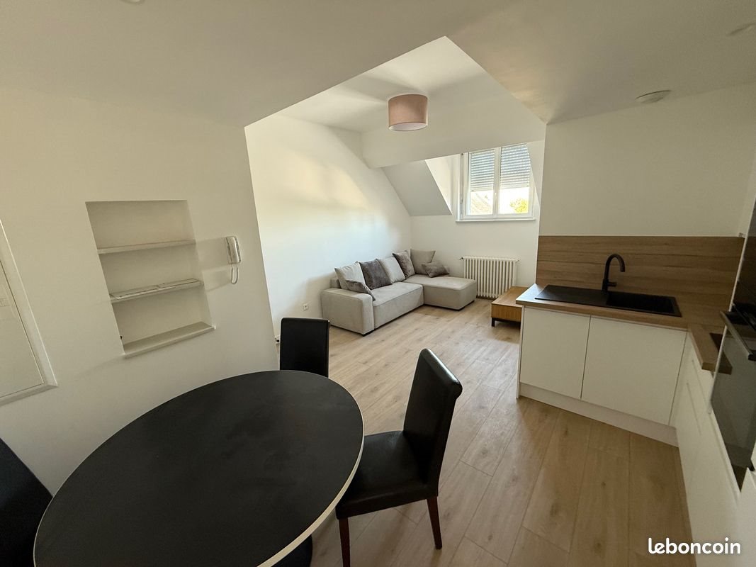 Appartement à louer, 57m², La Loupe