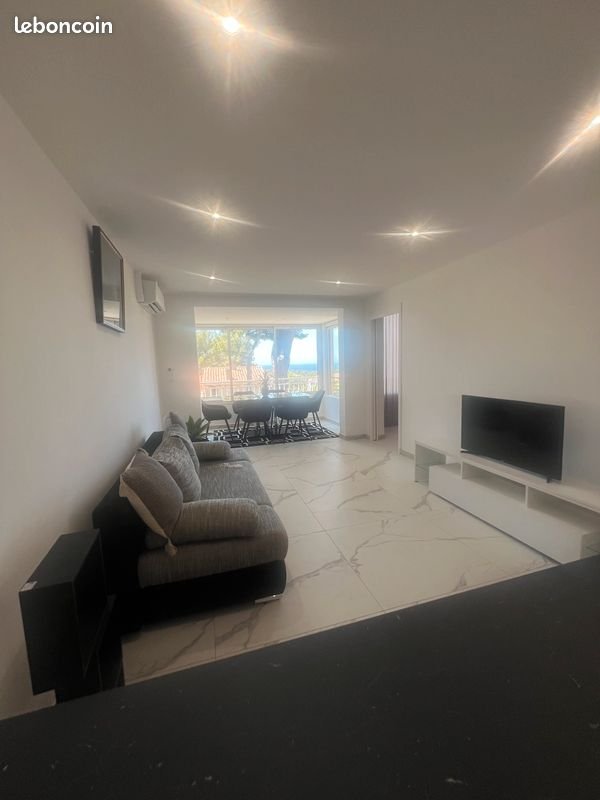 Appartement à louer, 70m², Saint-Mandrier-sur-Mer
