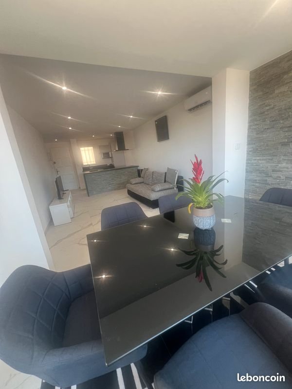Appartement à louer, 70m², Saint-Mandrier-sur-Mer