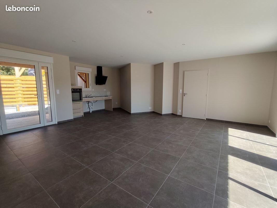 Maison à louer, 82m², Louvigné-de-Bais