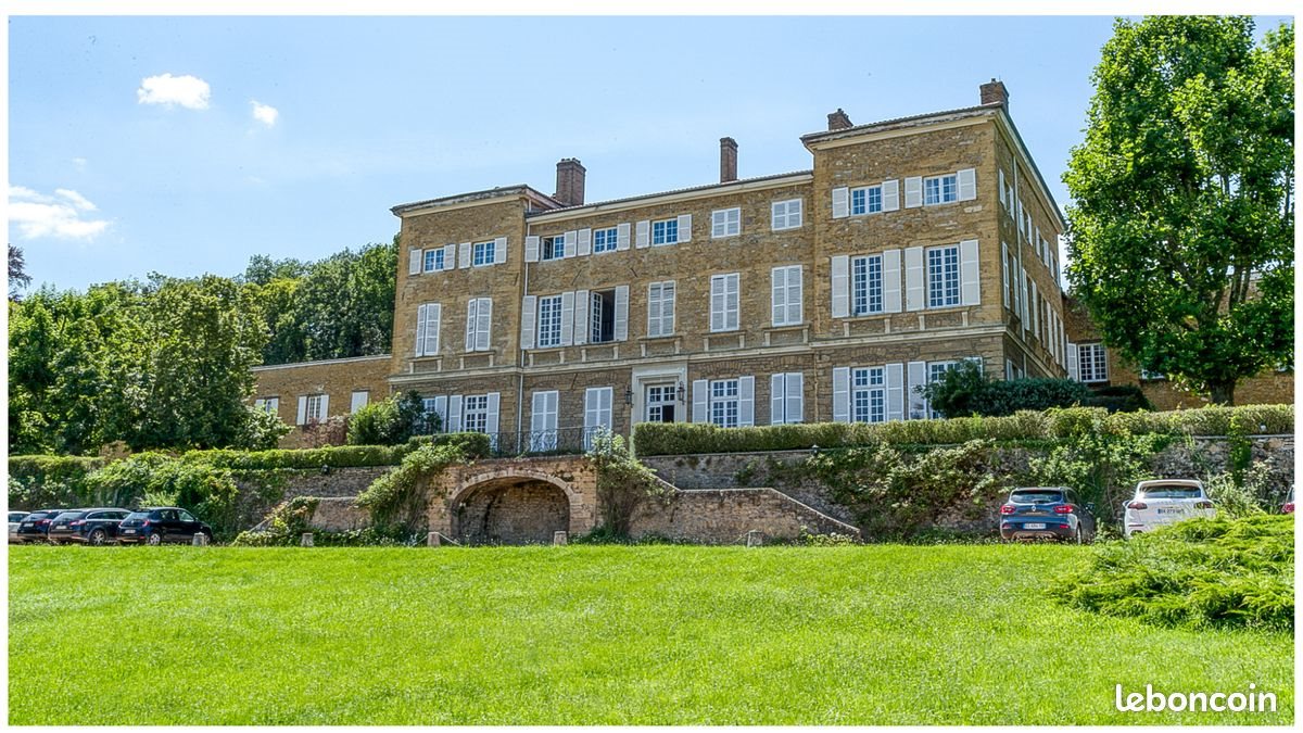 Appartement à louer, 150m², Lissieu