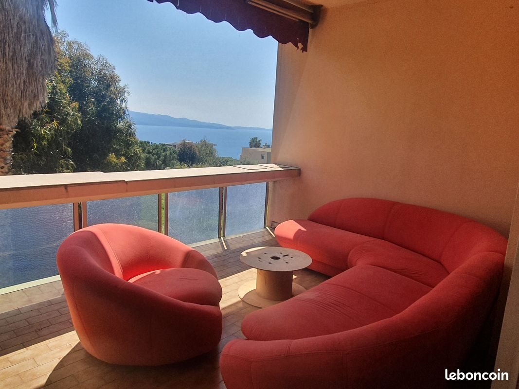 Appartement à louer, 45m², Ajaccio