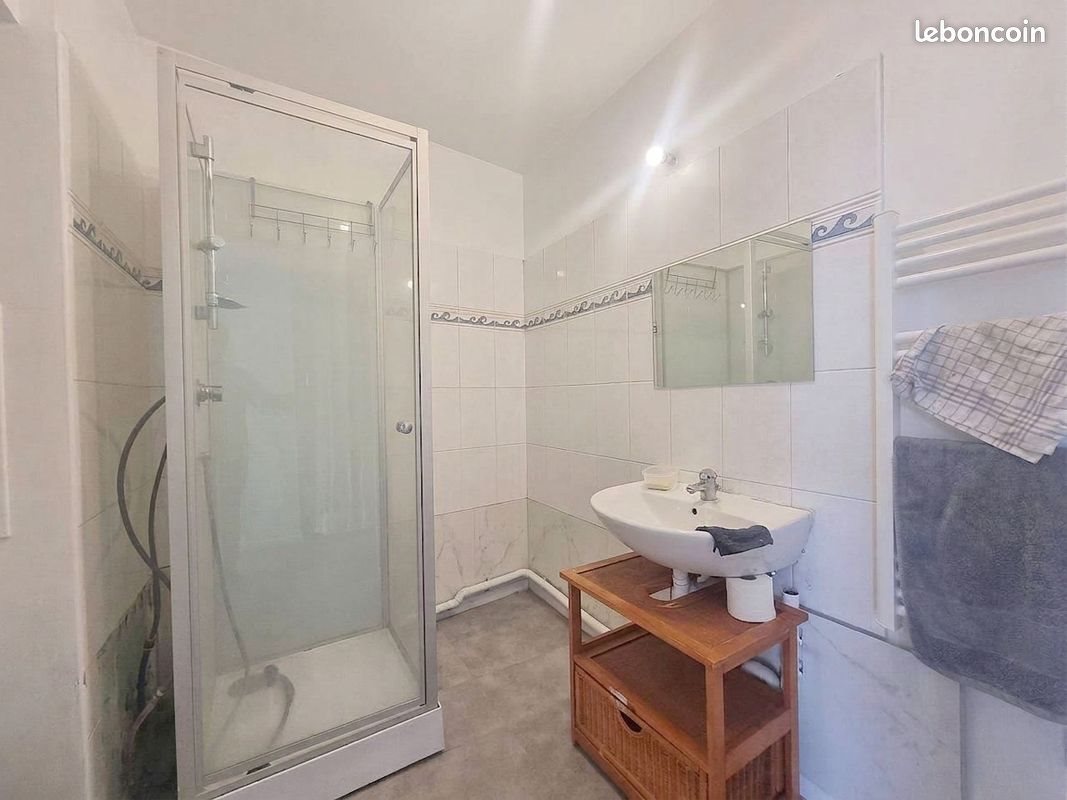 Appartement à louer, 32m², Stains