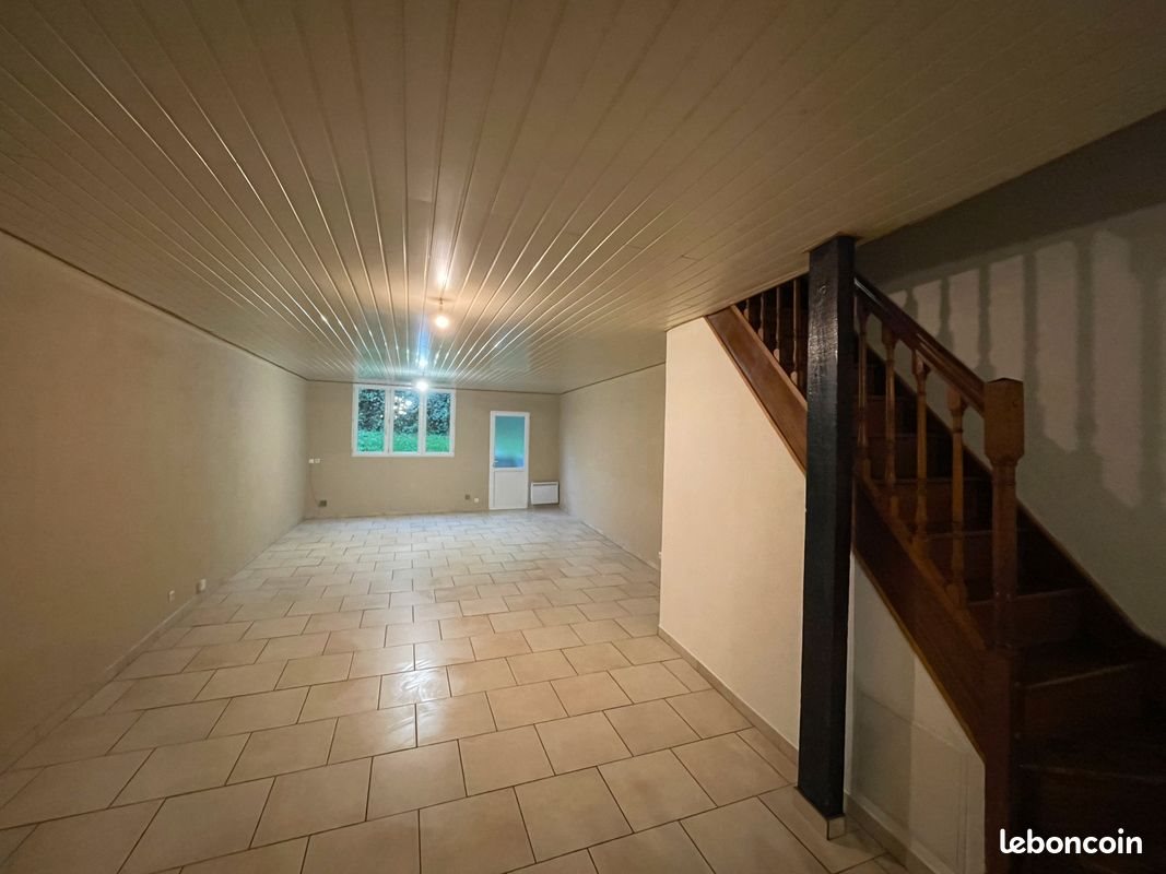 Maison à louer, 120m², Guise
