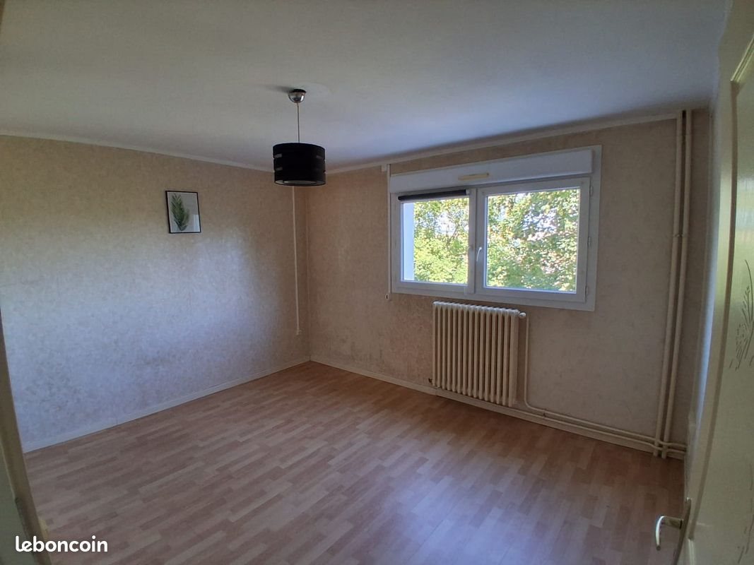 Appartement à louer, 58m², Montmédy