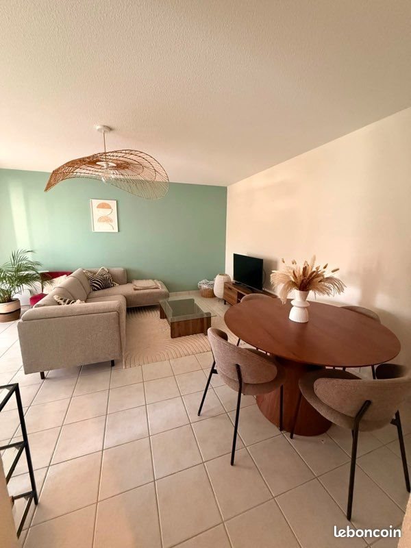 Appartement à louer, 47m², L'Isle-Jourdain