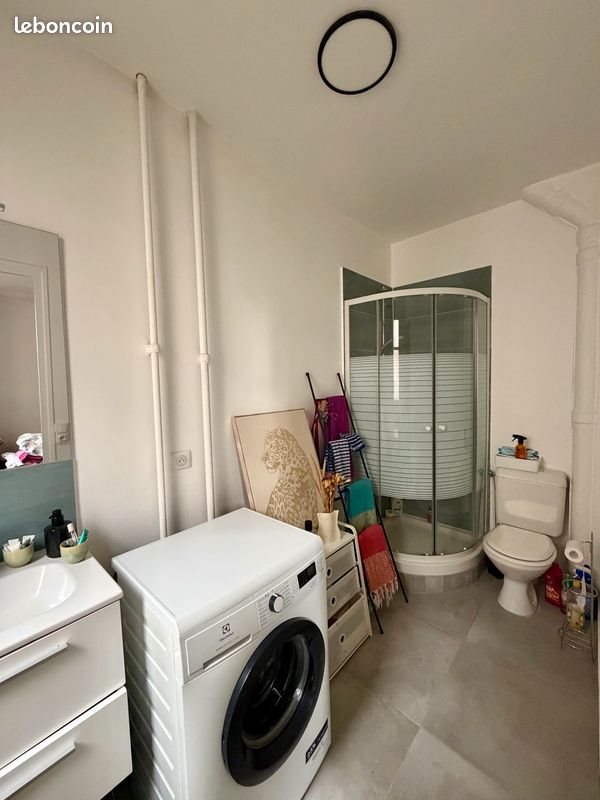 Appartement à louer, 29m², Paris 18ème