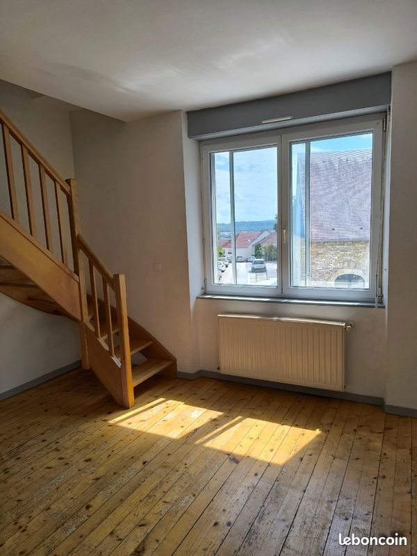 Appartement à louer, 85m², Saint-Vit