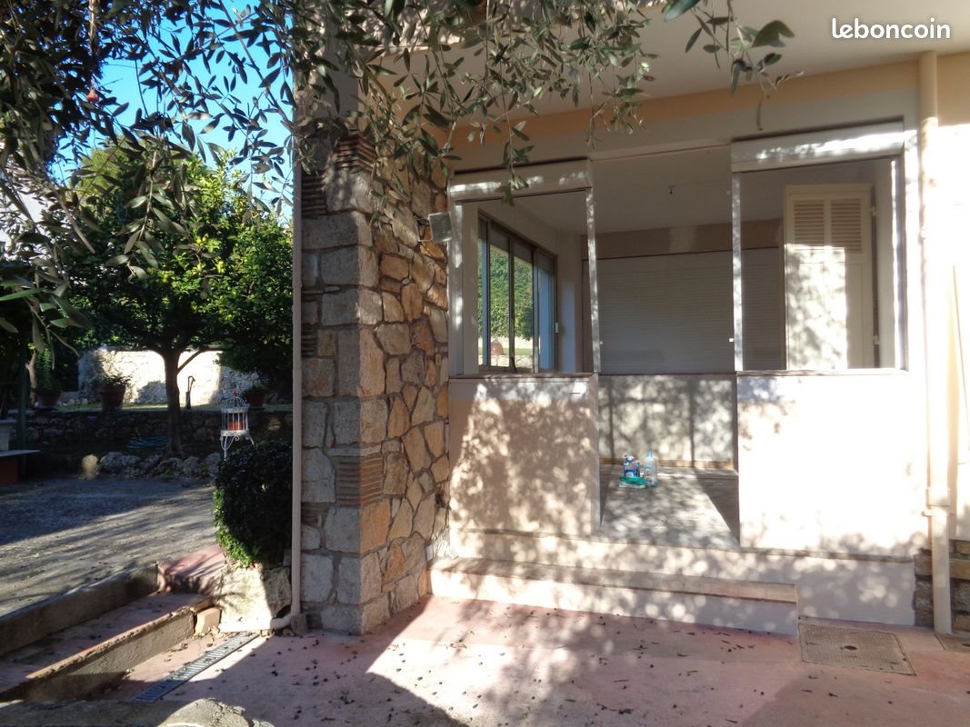 Maison à louer, 76m², Vallauris