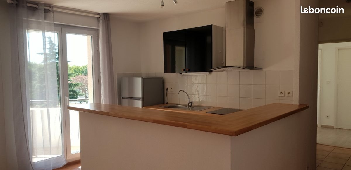 Appartement à louer, 66m², Seilh