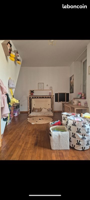 Maison à louer, 130m², Saint-Hilaire-du-Harcouët