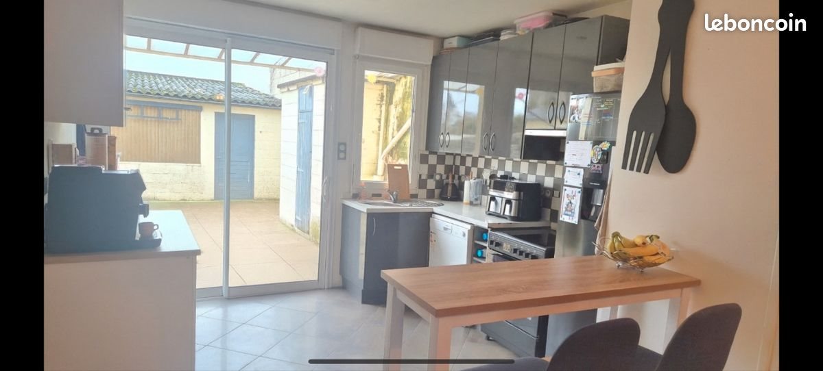 Maison à louer, 130m², Saint-Hilaire-du-Harcouët
