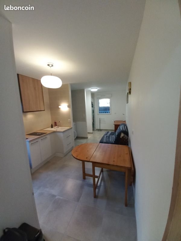 Appartement à louer, 27m², La Couronne
