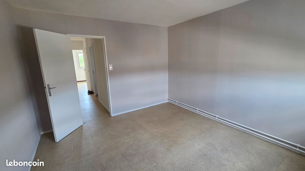 Appartement à vendre, 56m², Saint-Max