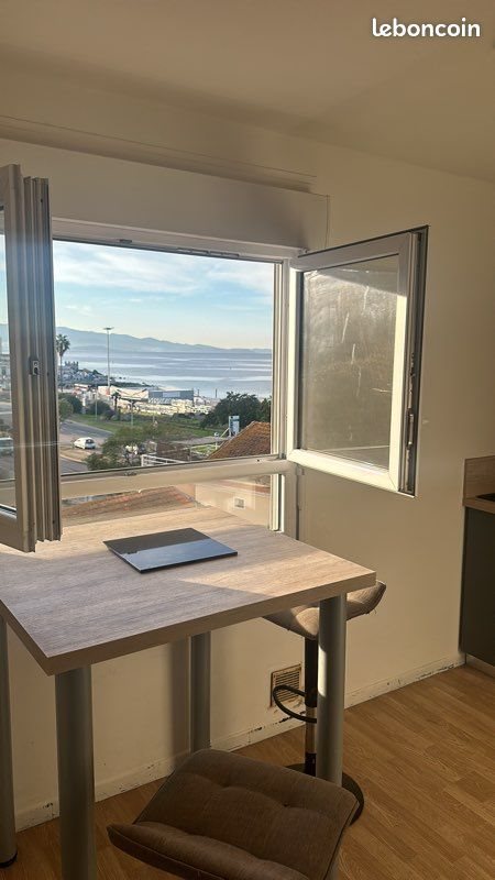 Appartement à louer, 50m², Ajaccio