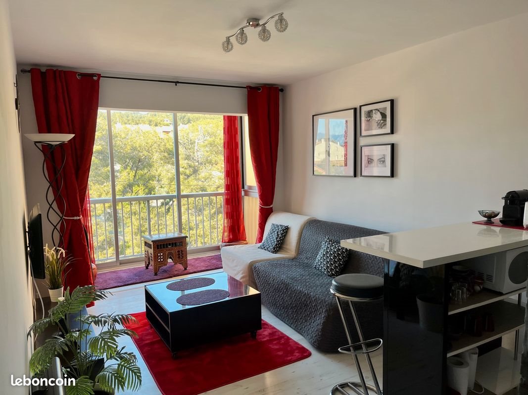 Appartement à louer, 25m², Saint-Mandrier-sur-Mer