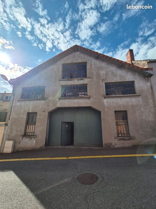 Appartement à louer, 500m², Saint-Eloy-les-Mines