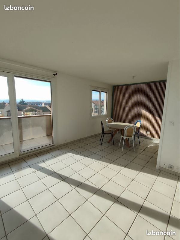Appartement à louer, 111m², Roanne