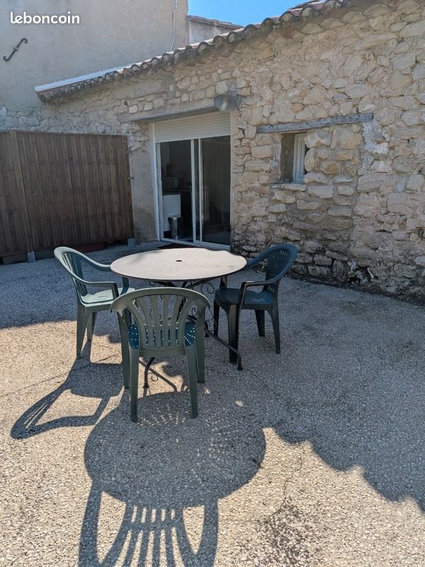 Appartement à louer, 45m², Mazan