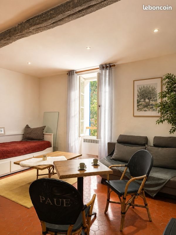 Appartement à louer, 27m², Villecroze
