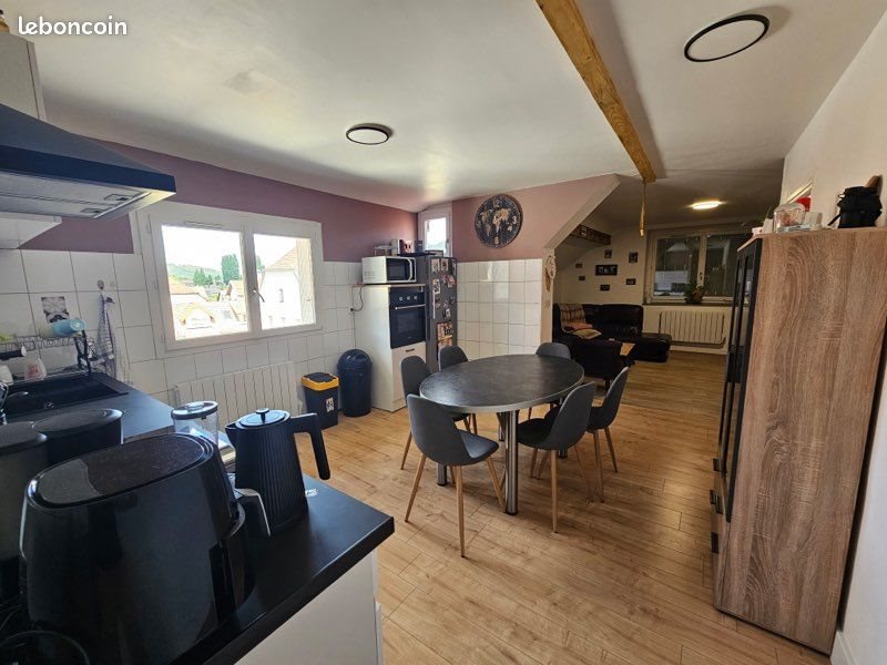 Appartement à louer, 80m², Pont-de-Roide