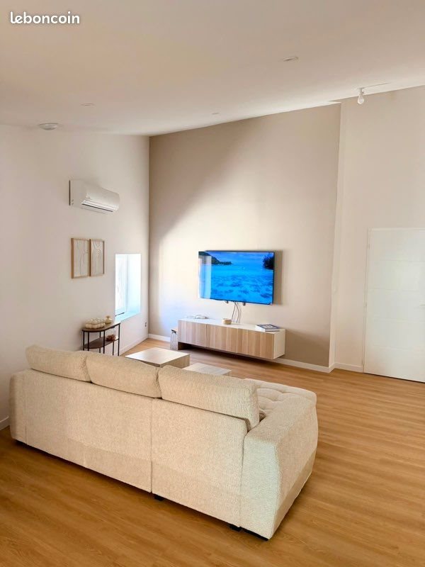 Appartement à louer, 87m², Trets