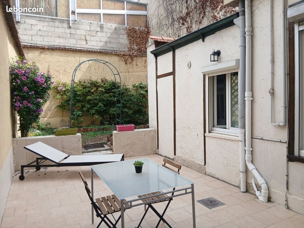 Appartement à louer, 24m², Reims