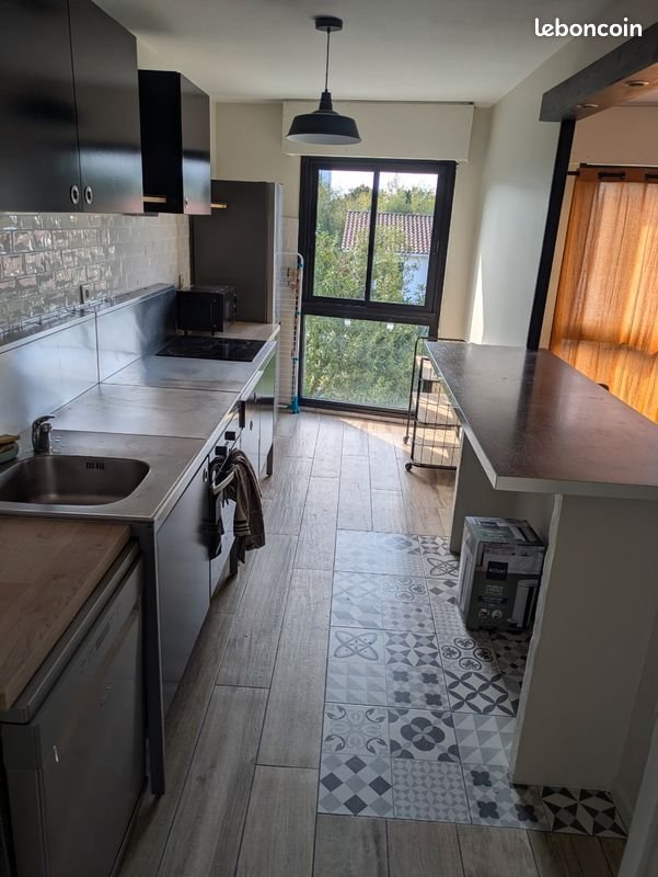 Appartement à louer, 67m², Pessac