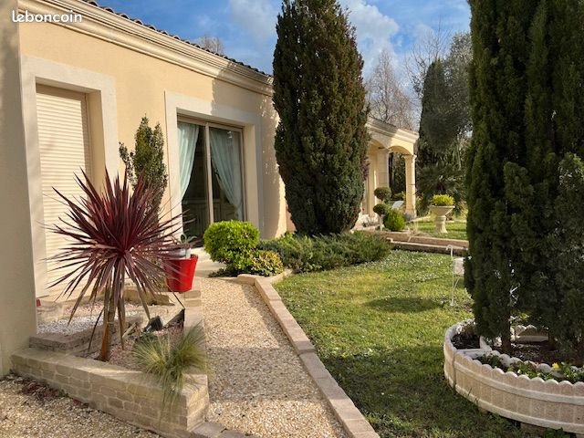 Maison à vendre, 192m², Yvrac