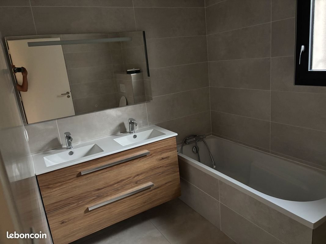 Maison à louer, 95m², Saint-Pierre-de-Boeuf