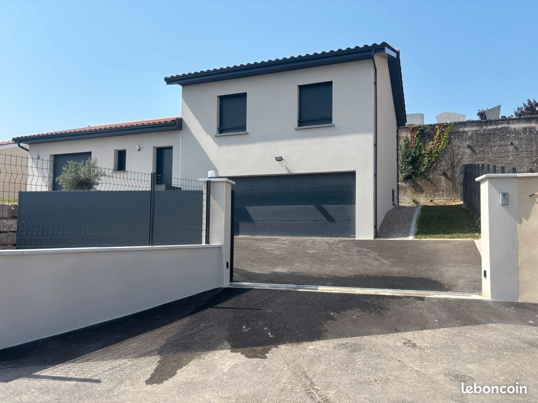 Maison à louer, 95m², Saint-Pierre-de-Boeuf