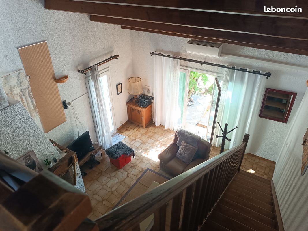 Maison à louer, 70m², Saint-Privat-des-Vieux