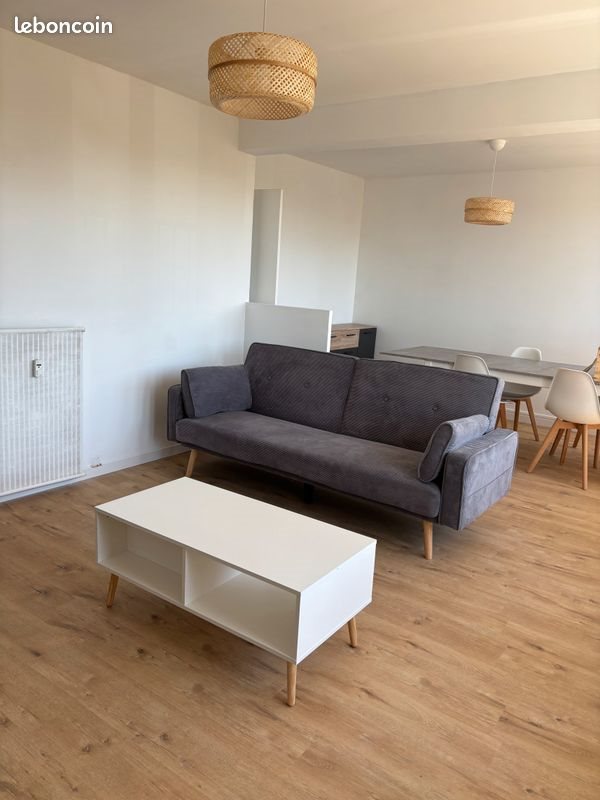 Appartement à louer, 60m², Orange