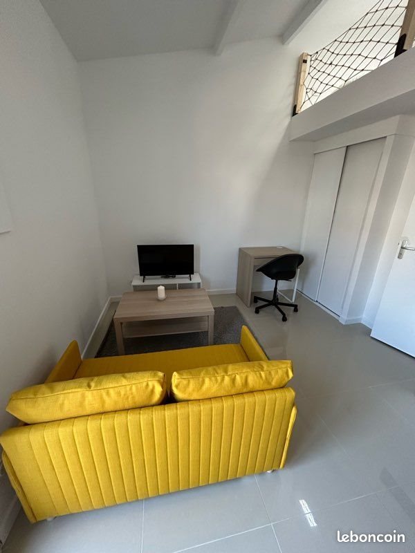 Appartement à louer, 22m², Talence