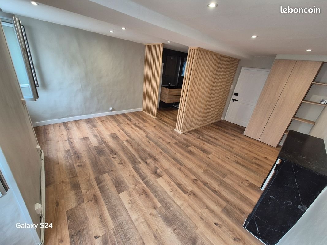 Maison à vendre, 73m², Laval