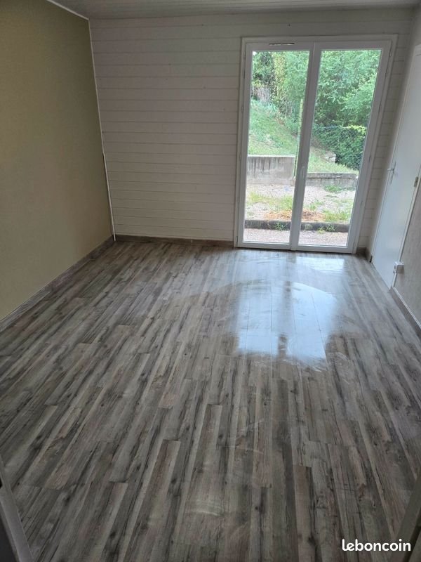 Appartement à louer, 85m², Saint-Germain-Laprade