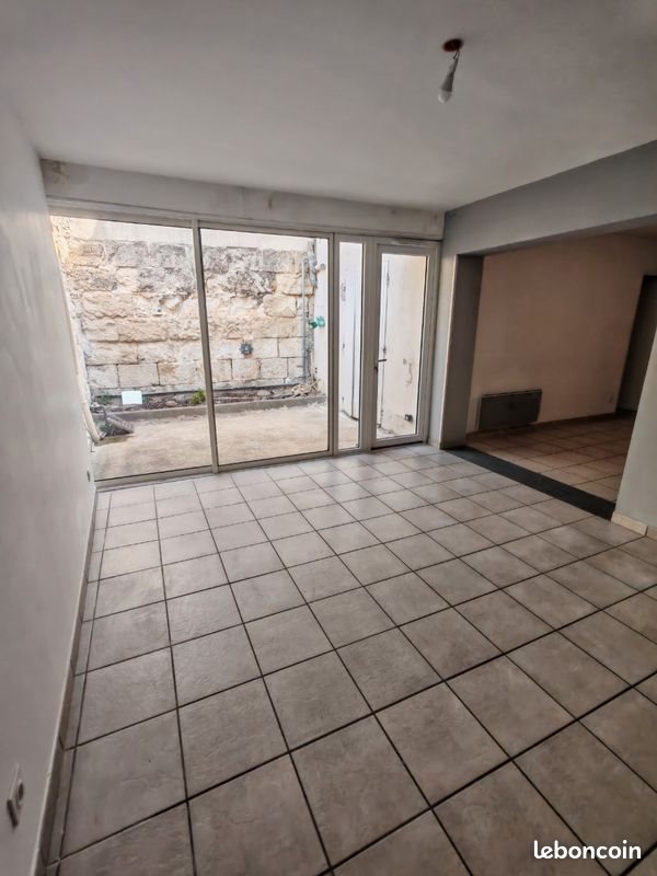 Appartement à louer, 70m², Bellegarde
