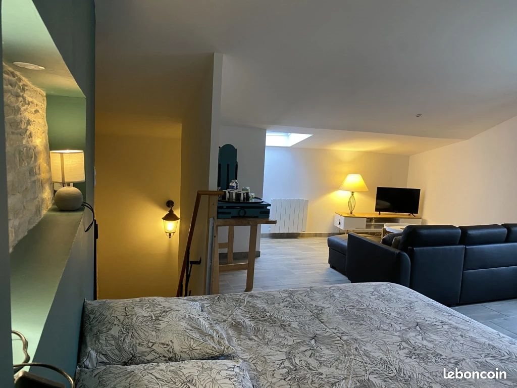 Maison à vendre, 450m², Saint-Hilaire-la-Palud